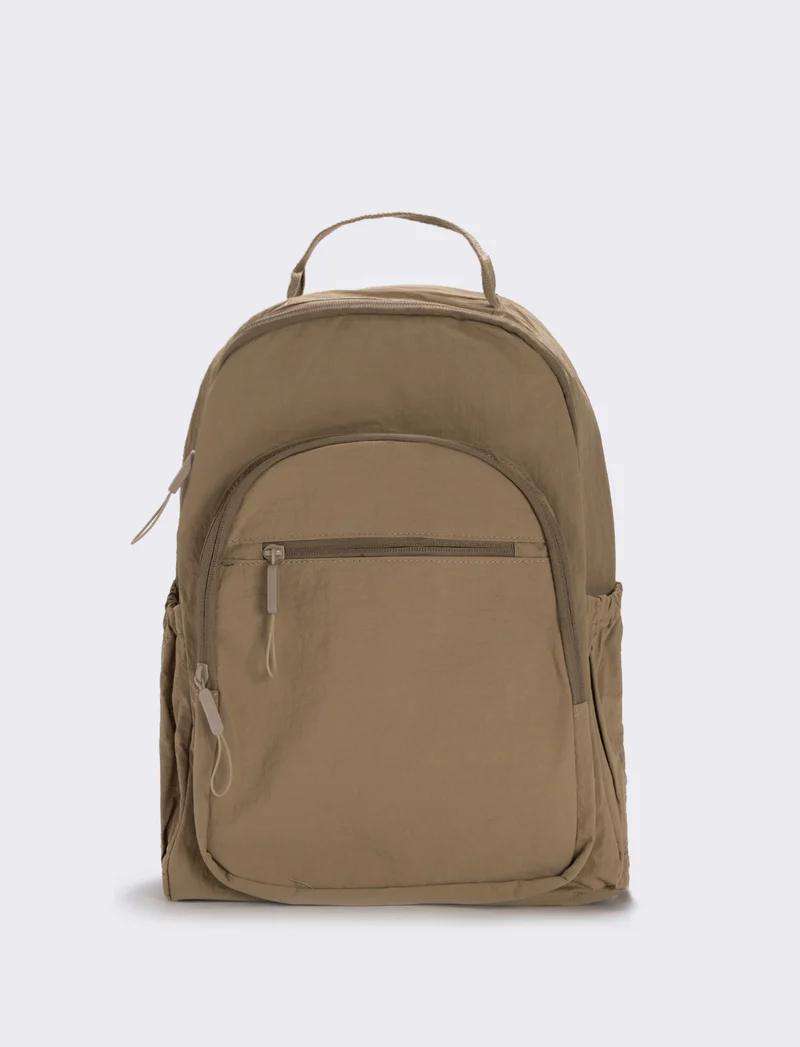 Zainetto in nylon con tasca frontale - Beige