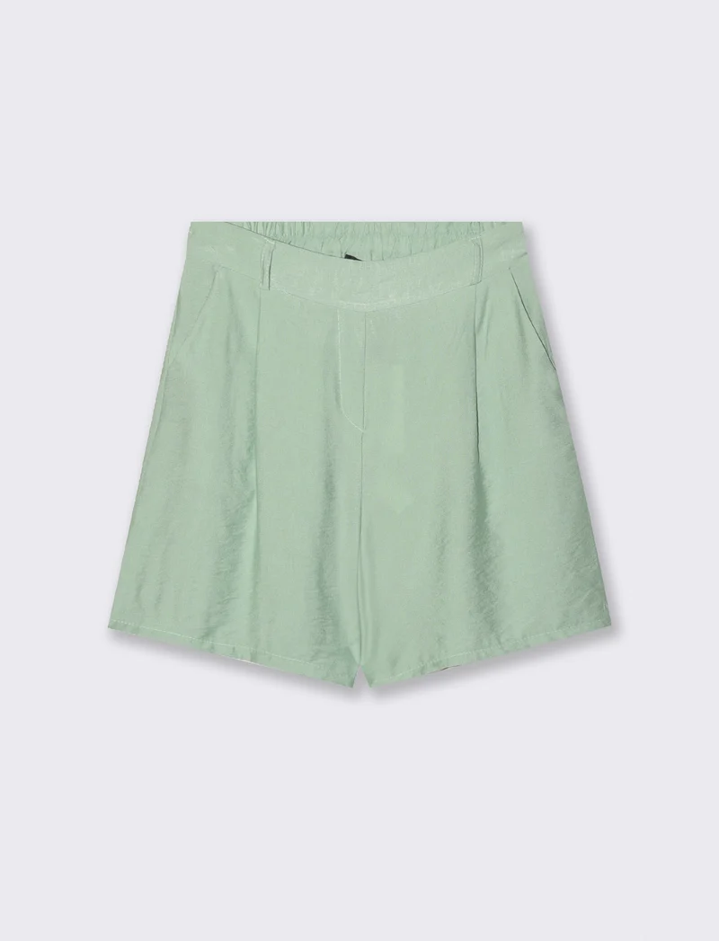Short con passanti e pinces per donna - Verde acqua