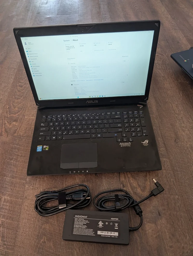 ASUS ROG G750JHA 17.3" Gaming Laptop, Intel Core i7-4700HQ @ 2.40GHz (16GB RAM, 1TB HDD) NVIDIA GTX 780M, Backlit Keys, Windows 10