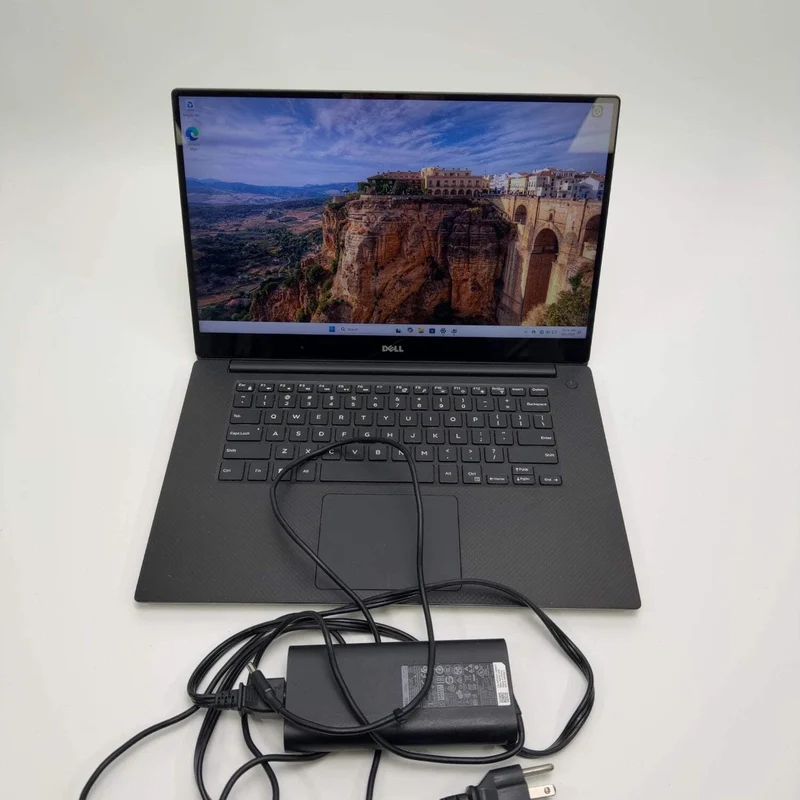 Dell XPS 9560 - 15.6" 4K Touchscreen Gaming Laptop, Intel(R) Core(TM) i5-7500HQ CPU @ 2.50GHz (16GB DDR4 RAM, 1TB SSD) NVIDIA GeForce GTX 1050, Backlit Keys, Windows 11