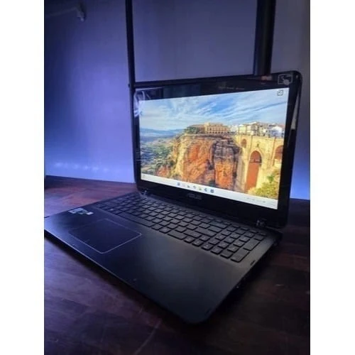 Asus Q534U, 15.6" TOUCHSCREEN 2-in-1, Intel Core i7 (16GB RAM, 2TB HDD + 512GB SSD) Nvidia GTX 950M GAMING Windows 11