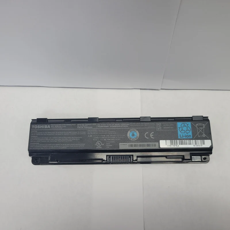 Toshiba Rechargeable Li-ion Battery Pack Model # PA5024U-1BRS 10.8v 48wH