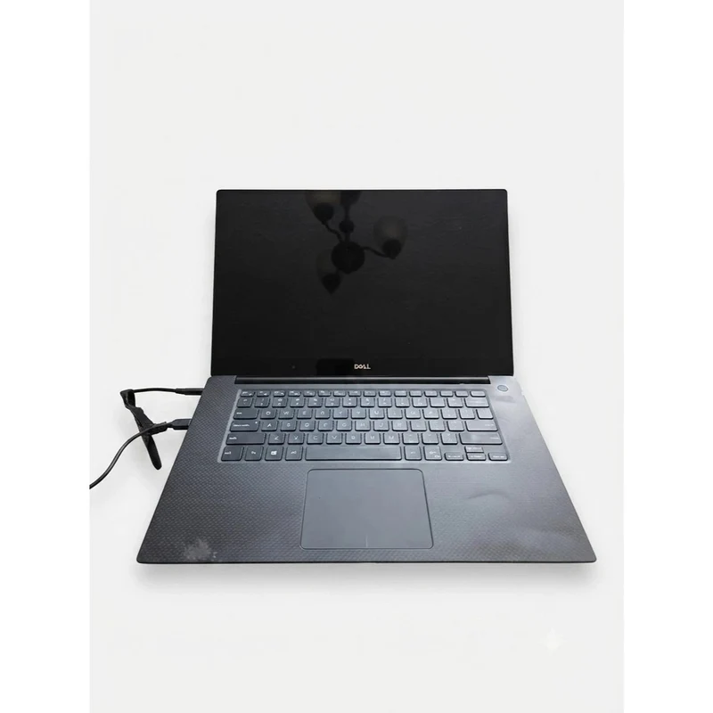 Dell XPS 15 9560 4K 15.6" Laptop Intel Core i7-7700HQ @ 2.80GHz 16GB RAM 256GB NVMe SSD Windows 11 Pro