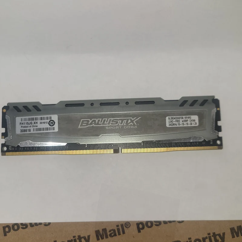 Crucial Ballistix 8GB DIMM DDR4 2400 (PC4-19200 CL16) Memory (BLS8G4D240FSB)