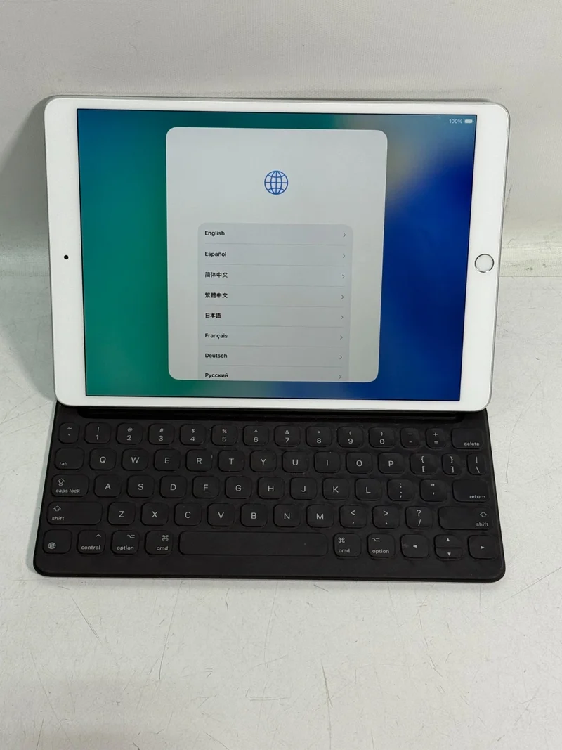 Apple iPad Air 3rd Generation 256GB - 10.5" Retina Display, Wi-Fi Tablet, Silver Model A2152