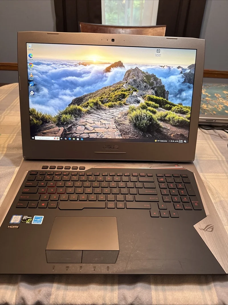 ASUS ROG GAMING LAPTOP, G752VT, 17.3", INTEL i7-6th Gen (32GB RAM, 512GB NVMe SSD + 1TB HDD) NVIDIA GTX 970M, BACKLIT KEYBOARD, WINDOWS 10